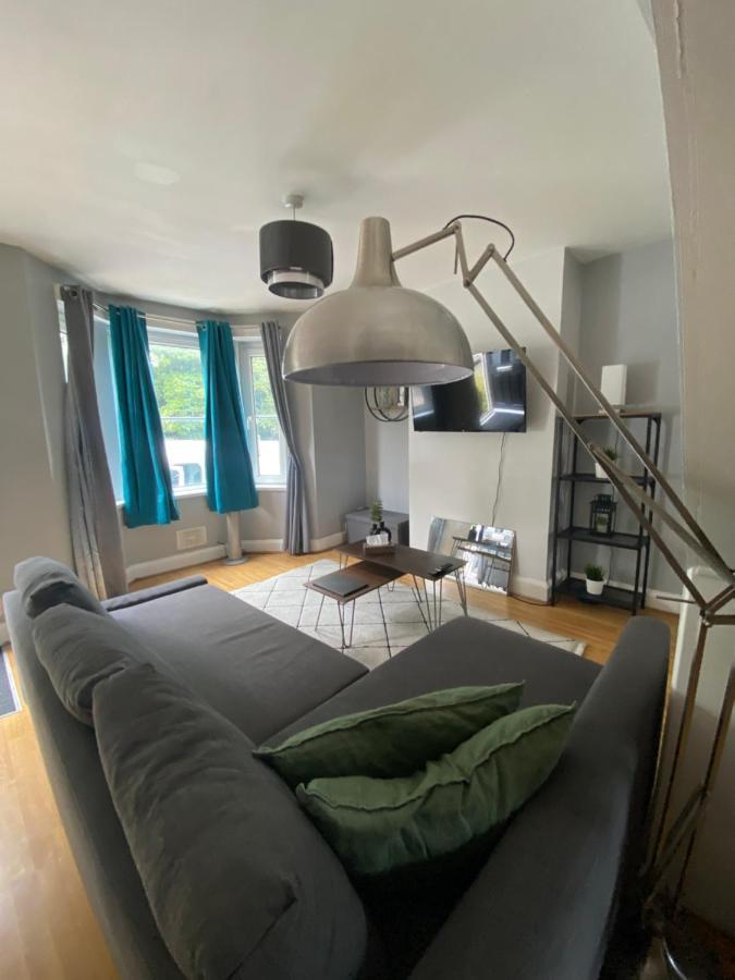 Apartment Medway Getaway - 3 Bed With Luxury Bathroom *